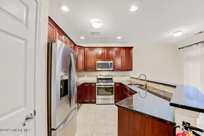 28 Santa Rosa Lane, Tinton Falls, NJ 07753 - Photo 8