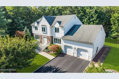 46 Heather Drive, Manalapan Township, NJ 07726 - Photo 2