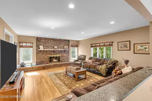 46 Heather Dr, Manalapan Township, NJ 07726 - Photo 12