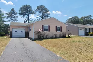 17 Bennington Dr, Toms River Township, NJ 08757 - Photo 1