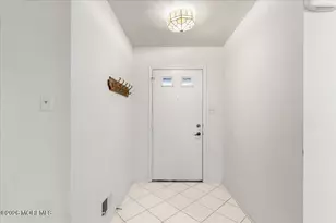 57 Suffolk Way, Marlboro Township, NJ 07746 - Photo 4
