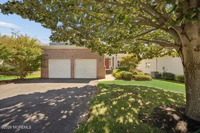 4 Gainsborough Court, Manalapan Township, NJ 07726 - Photo 2
