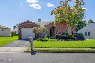 36 Lakeview Dr, Marlboro Township, NJ 07746 - Photo 1