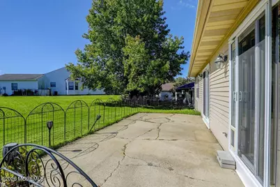 36 Lakeview Drive, Marlboro Township, NJ 07746 - Photo 28