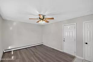 21 Monmouth St, Hazlet Township, NJ 07730 - Photo 14