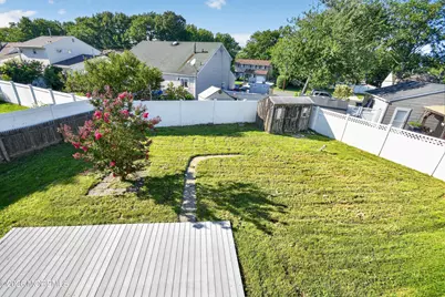 21 Monmouth Street, Hazlet Township, NJ 07730 - Photo 26
