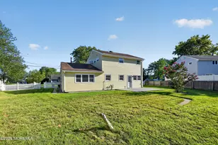21 Monmouth St, Hazlet Township, NJ 07730 - Photo 28