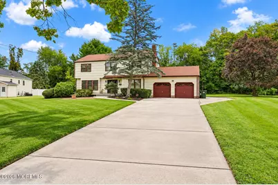 45 Hance Boulevard, Freehold, NJ 07728 - Photo 4