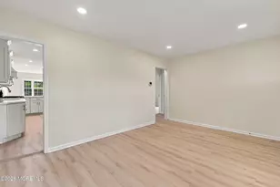 23 Norton St, Sayreville, NJ 08879 - Photo 8