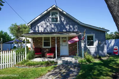 1034 3rd Avenue, Wall Township, NJ 07719 - Photo 2