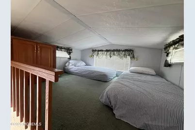 15 Avenue B, Hazlet Township, NJ 07734 - Photo 10