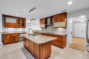 28 Hopi Dr, Middletown, NJ 07748 - Photo 16