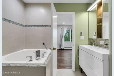 28 Hopi Drive, Middletown, NJ 07748 - Photo 22