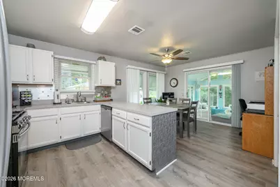 1 Selkirk Avenue, Toms River Township, NJ 08757 - Photo 8