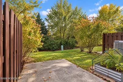 110 Bowne Court, Matawan, NJ 07747 - Photo 20
