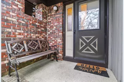 110 Bowne Court, Matawan, NJ 07747 - Photo 2