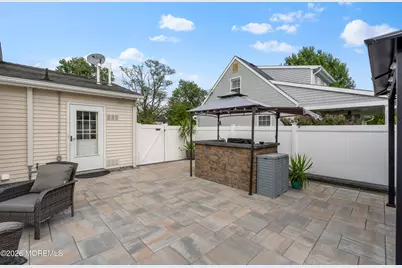 8 Creek Road, Port Monmouth, NJ 07758 - Photo 24