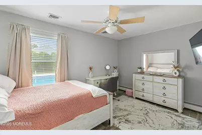 8 Creek Road, Port Monmouth, NJ 07758 - Photo 18