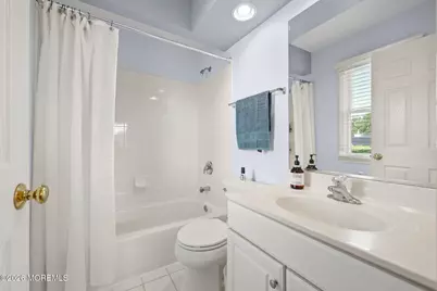 14 Green Springs Way, Freehold, NJ 07728 - Photo 32