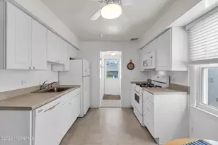 66 1/2 Ocean Ave, Manasquan, NJ 08736 - Photo 14