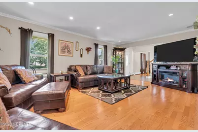 23 Pearl Street, Middletown, NJ 07748 - Photo 10