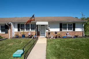 2 Missouri Ct, Matawan, NJ 07747 - Photo 1