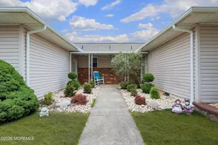 201 Bonaire Dr, Toms River Township, NJ 08757 - Photo 1
