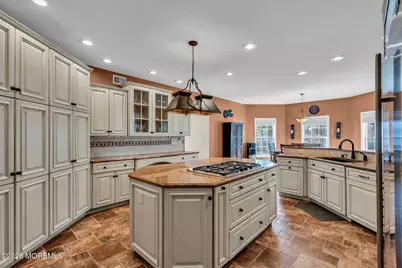 4 Susan Court, Farmingdale, NJ 07727 - Photo 16