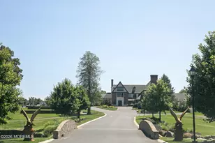 114 Eagle Wy, Eatontown, NJ 07724 - Photo 4