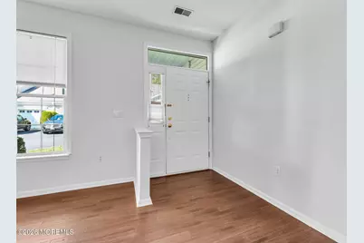 122 Greenlawns Drive, Lakewood, NJ 08701 - Photo 6