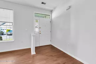 122 Greenlawns Dr, Lakewood, NJ 08701 - Photo 6