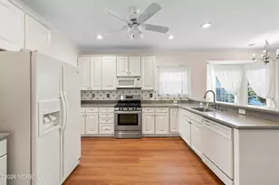 99 Minuteman Cir, Allentown, NJ 08501 - Photo 14