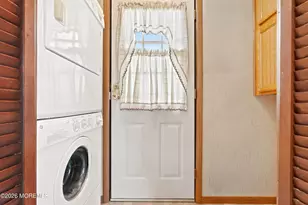 29 Secretariat St, Howell Township, NJ 07731 - Photo 10