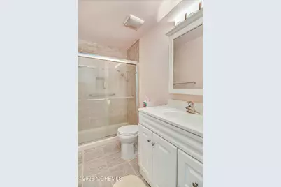 51 Piazza Tasso #F, Freehold, NJ 07728 - Photo 8