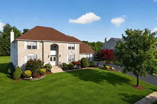 14 Jamesworthy Ct, Marlboro Township, NJ 07746 - Photo 2