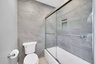 24 Catherine Ct, Laurence Harbor, NJ 08879 - Photo 24