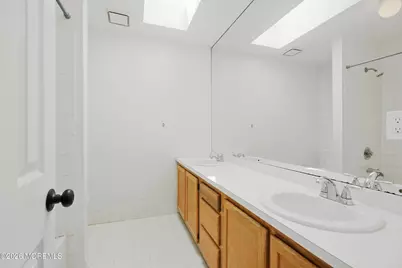 2 Oxford Lane, Eatontown, NJ 07724 - Photo 32