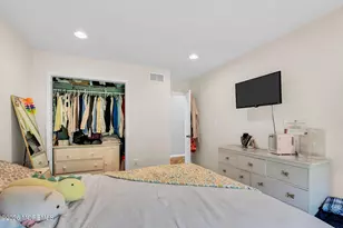 28 Five Points Road, Freehold, NJ 07728 - Photo 32