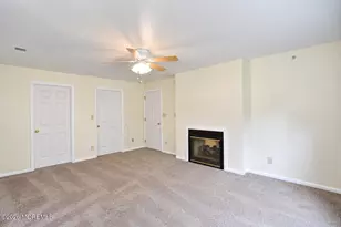 308 Wedgewood Cir, Belford, NJ 07718 - Photo 20