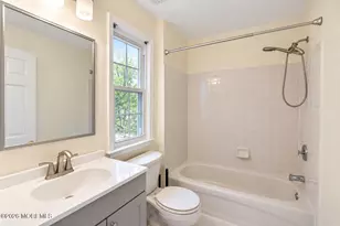 308 Wedgewood Cir, Belford, NJ 07718 - Photo 22