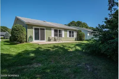 84 Everest Drive S, Brick, NJ 08724 - Photo 4