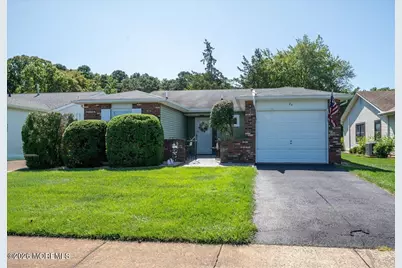 84 Everest Drive S, Brick, NJ 08724 - Photo 2