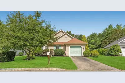 3 Strawberry Lane, Lakewood, NJ 08701 - Photo 2