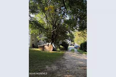 203 Drs James Parker Boulevard, Red Bank, NJ 07701 - Photo 4