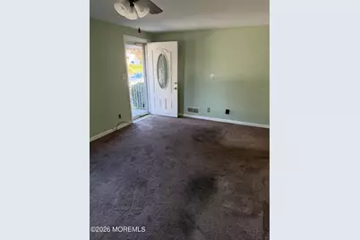 109 Highfield Road, Colonia, NJ 07067 - Photo 4