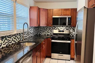 607 Bromelia Ct, Jackson, NJ 08527 - Photo 4
