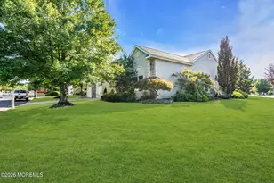 1 Turnberry Pl, Jackson, NJ 08527 - Photo 2