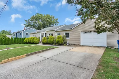 149 11th Street, Belford, NJ 07718 - Photo 38