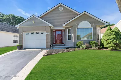 102 Canterbury Lane, Toms River Township, NJ 08757 - Photo 8
