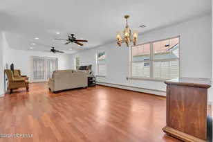 102 Canterbury Ln, Toms River Township, NJ 08757 - Photo 14